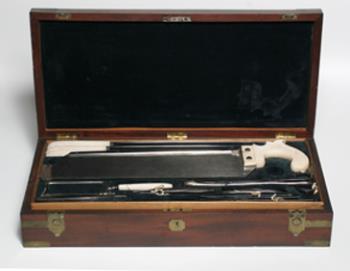 Amputating instruments, Case of